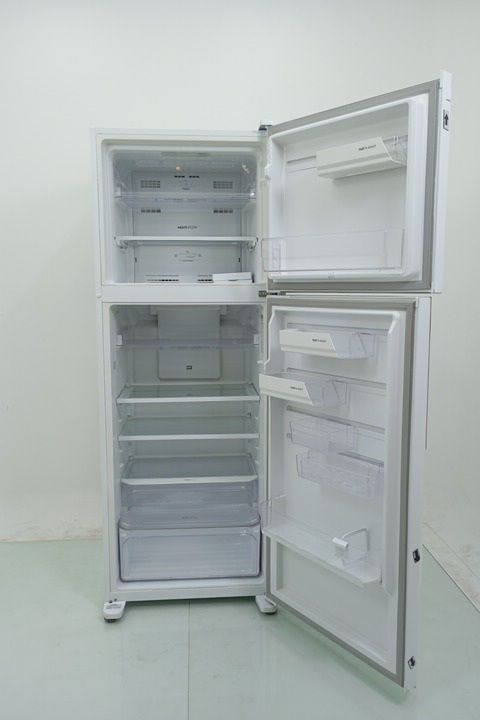 REFRIGERADOR ELECTROLUX DF56 DUAS PORTAS FROS