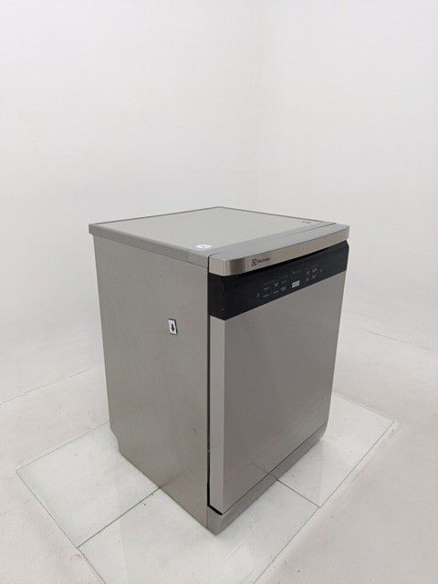 LAVA LOUCAS ELECTROLUX LL14X - Lava Louça Ele