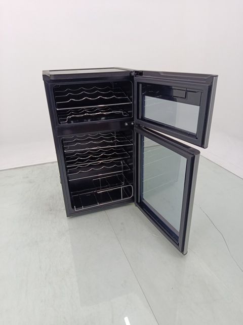 ADEGA ELECTROLUX ACD29 - Adega Electrolux ACD