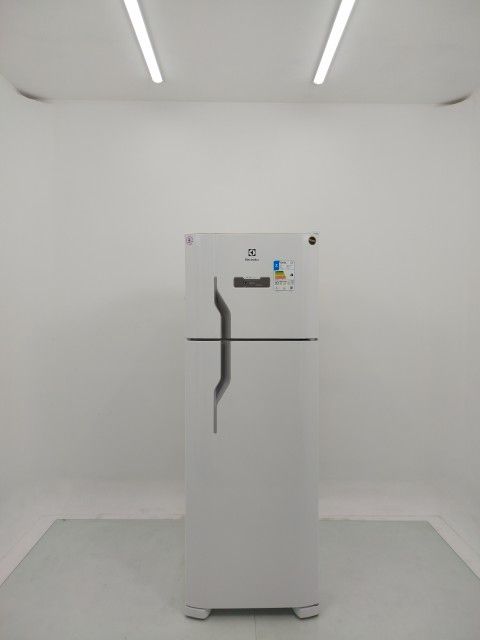 REFRIGERADOR ELECTROLUX TF39-   FROST FREE 31