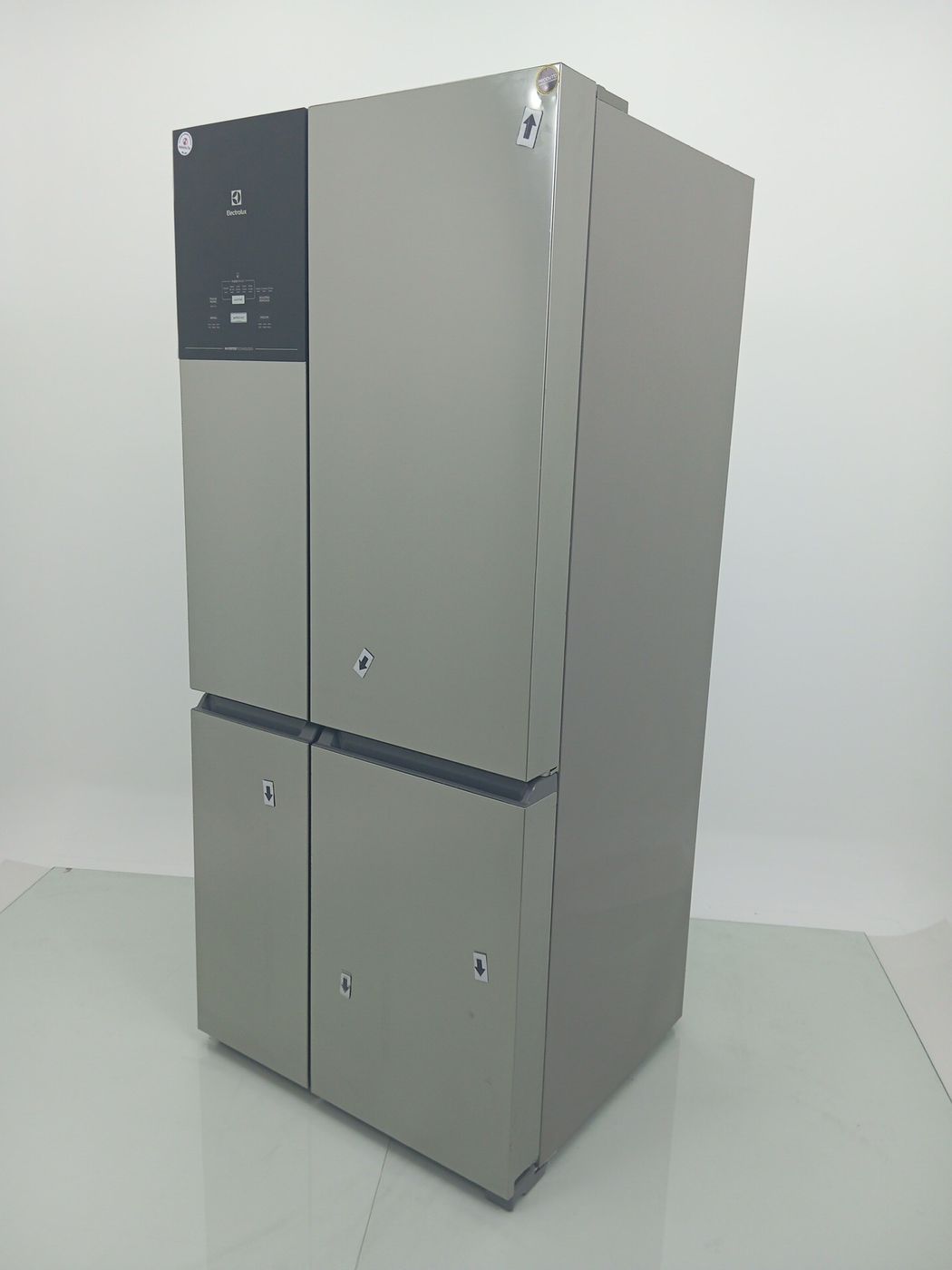 REFRIGERADOR ELECTROLUX IQ8S FROST FREE MULTI