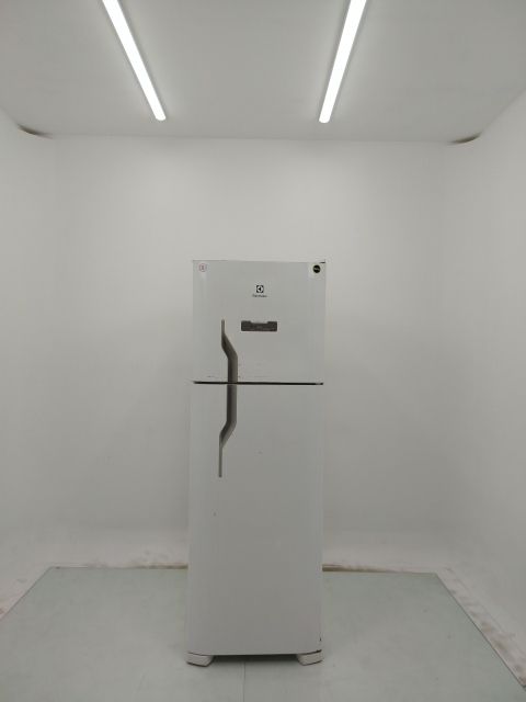 REFRIGERADOR ELECTROLUX DFN41 DUAS PORTAS FRO