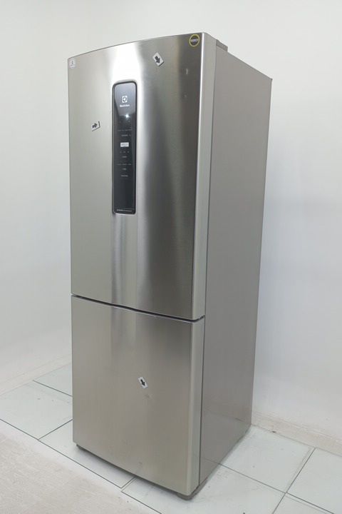 REFRIGERADOR ELECTROLUX IB7S FROST FREE INVER