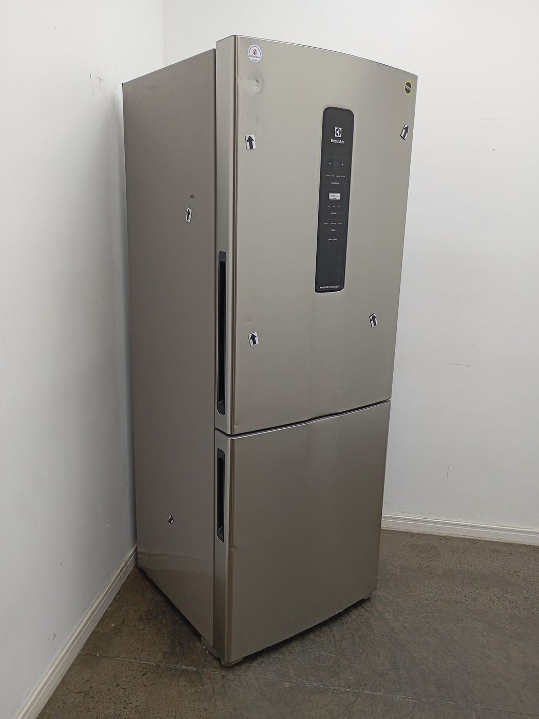 REFRIGERADOR ELECTROLUX IB7S FROST FREE INVER