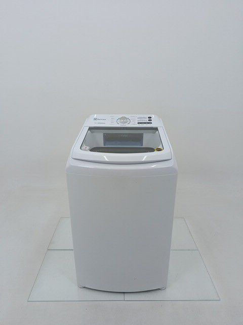 LAVADORA ELECTROLUX LED14 - Lavadora Electrol