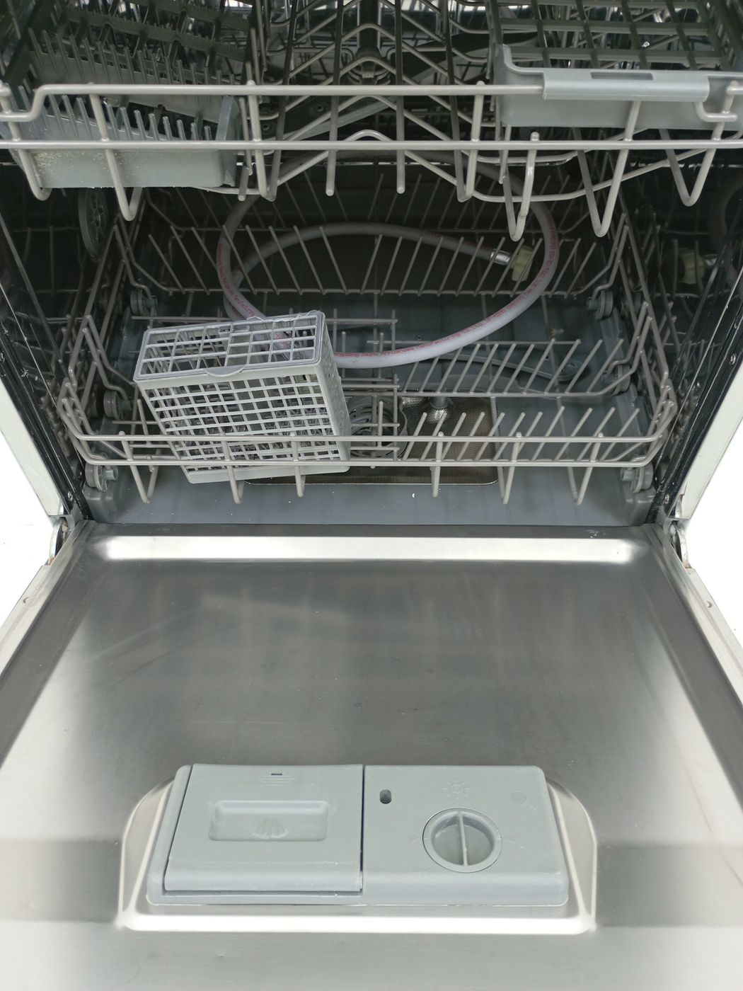 LAVA LOUCAS ELECTROLUX LV08B - Lava Louça Ele