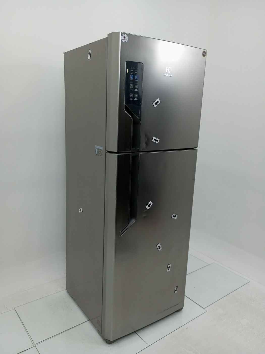 REFRIGERADOR ELECTROLUX IT56S DUAS PORTAS FRO