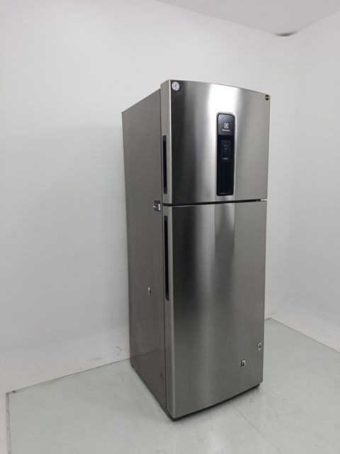 REFRIGERADOR ELECTROLUX IT70S FROST FREE INVE