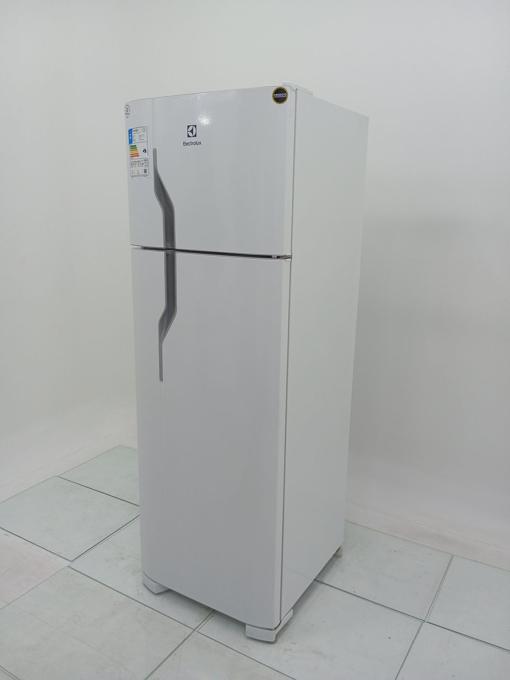 REFRIGERADOR ELECTROLUX DC35A   DUAS PORTAS C