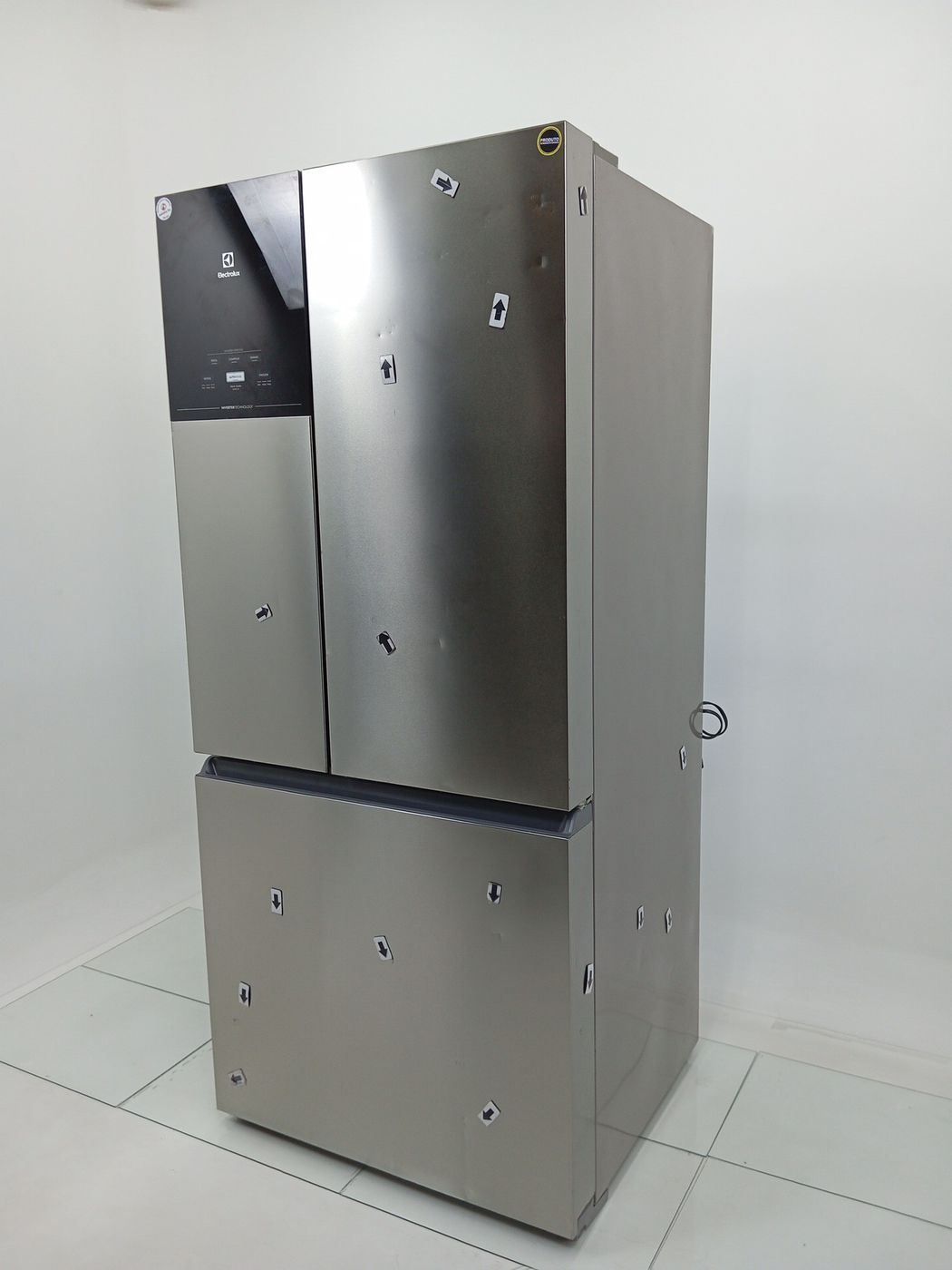 REFRIGERADOR ELECTROLUX IM8S FROST FREE INVER