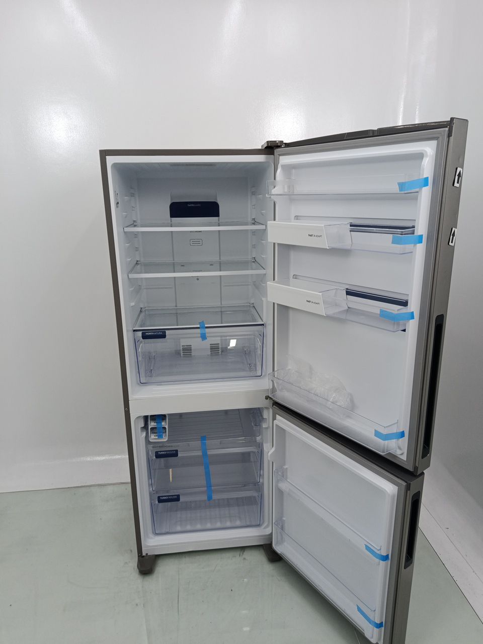REFRIGERADOR ELECTROLUX IB7S FROST FREE INVER