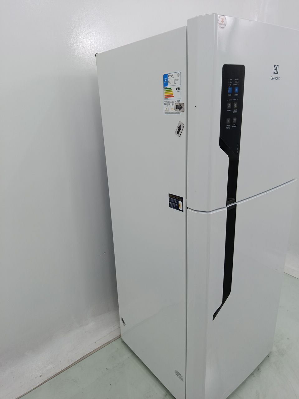 REFRIGERADOR ELECTROLUX TF55 FROST FREE 431L 