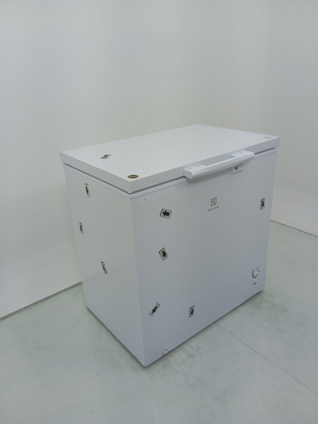 FREEZER ELECTROLUX HE200 - Freezer Horizontal