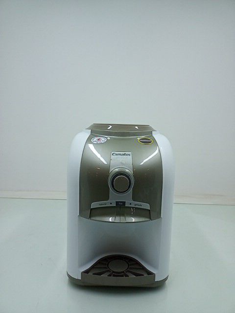 BEBEDOURO ESMALTEC DE MESA REFRIGERADO EGM30 