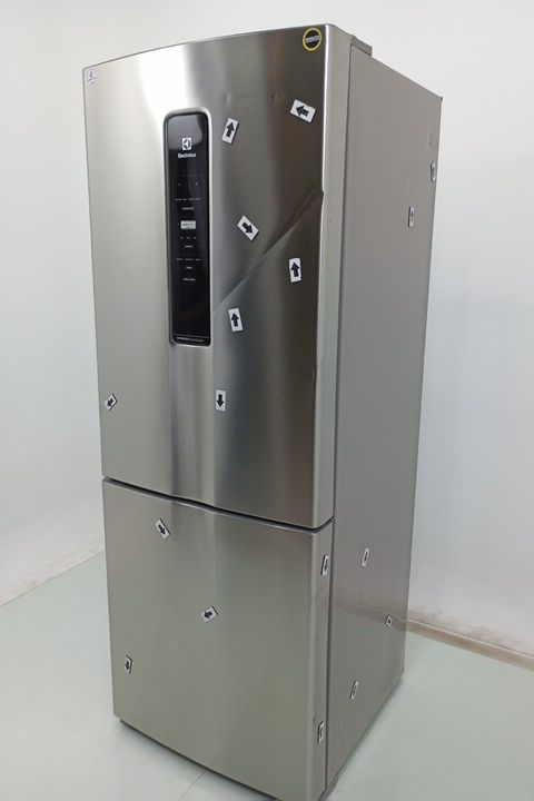 REFRIGERADOR ELECTROLUX IB7S FROST FREE INVER