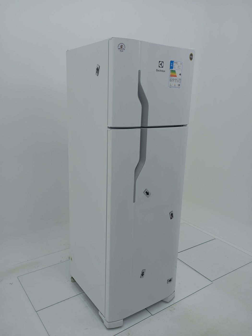 REFRIGERADOR ELECTROLUX DC35A   DUAS PORTAS C