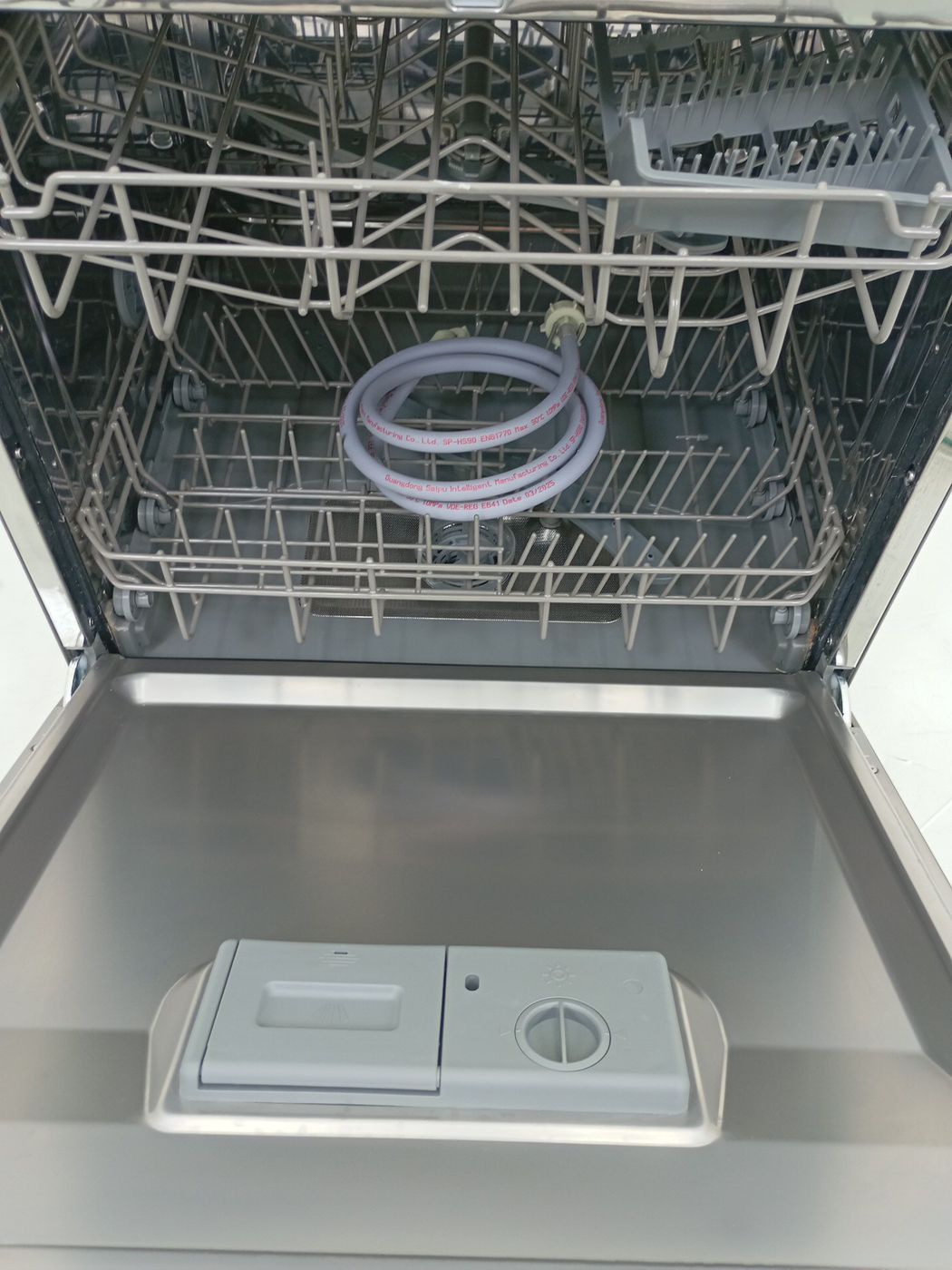 LAVA LOUCAS ELECTROLUX LL08S - Lava Louça Ele