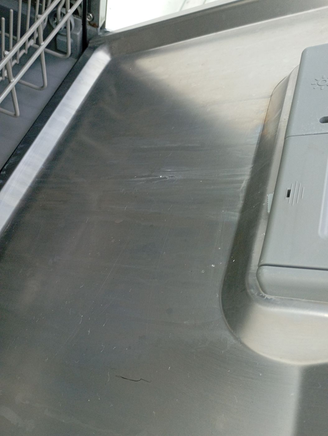 LAVA LOUCAS ELECTROLUX LL08S - Lava Louça Ele