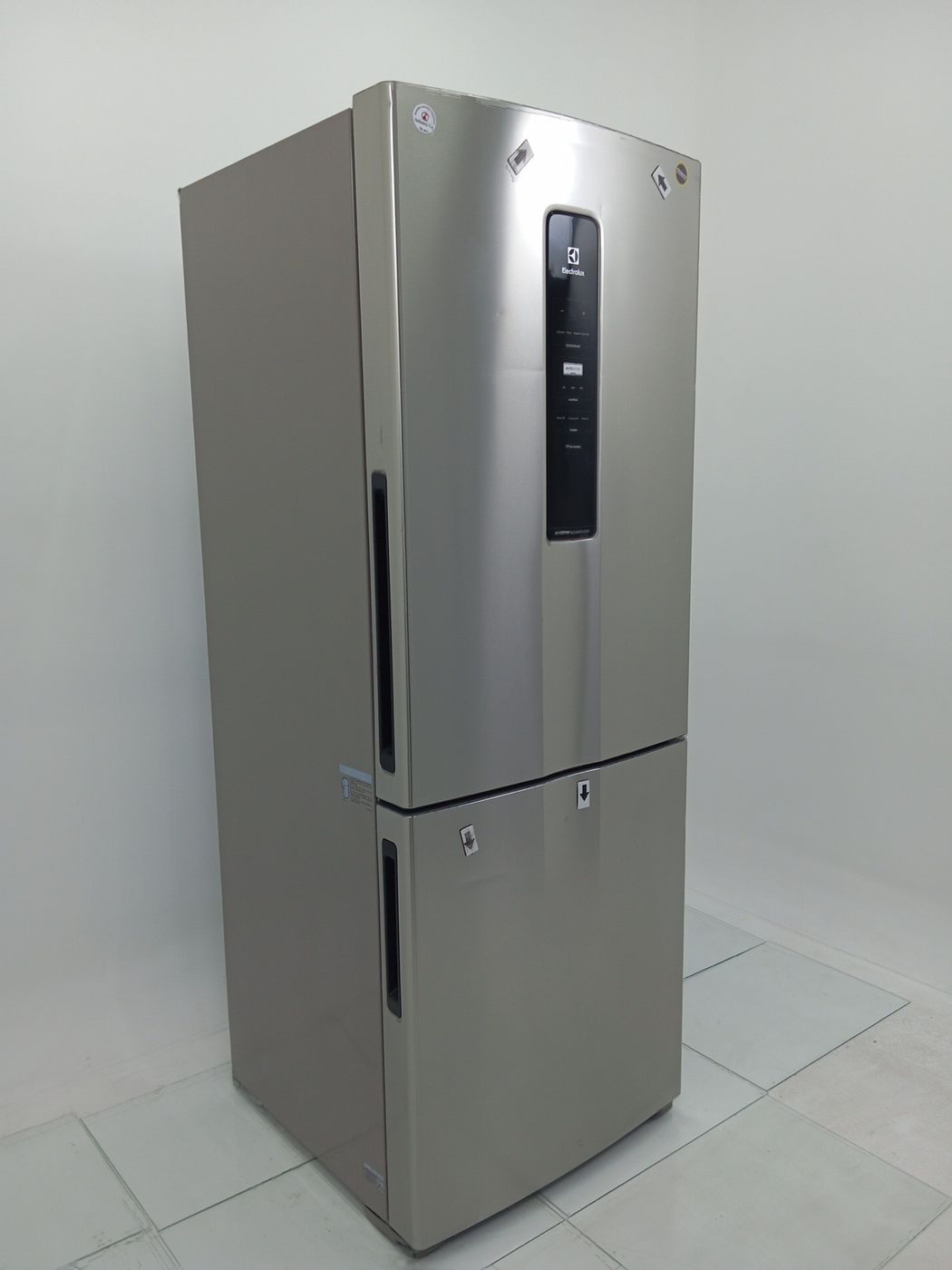 REFRIGERADOR ELECTROLUX IB7S FROST FREE INVER