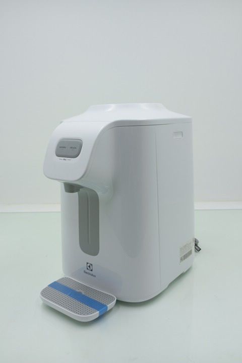 BEBEDOURO ELECTROLUX BC018 ÁGUA GELADA, FRIA 