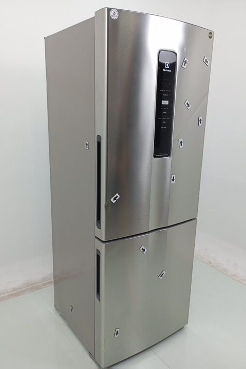 REFRIGERADOR ELECTROLUX IB7S FROST FREE INVER