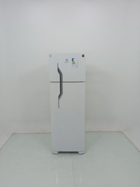 REFRIGERADOR ELECTROLUX DC35A   DUAS PORTAS C