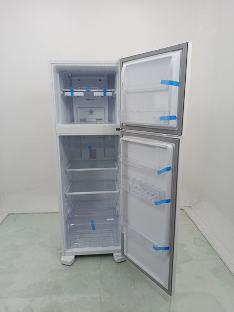 REFRIGERADOR ELECTROLUX DFN41 FROST FREE 371L