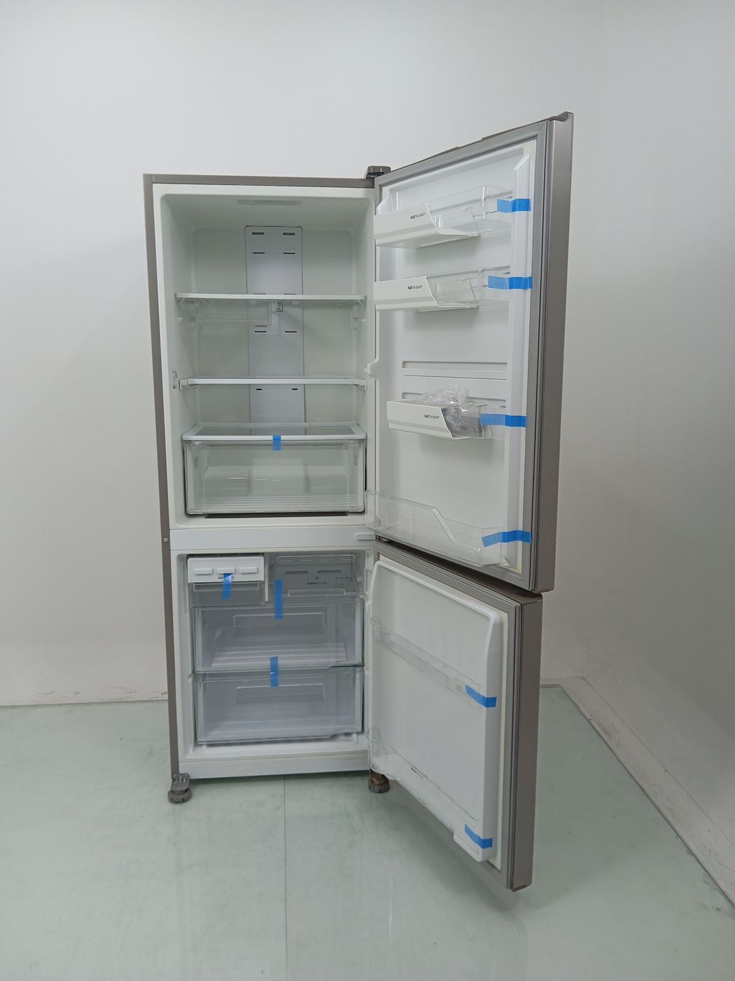 REFRIGERADOR ELECTROLUX IB53X DUAS PORTAS INV