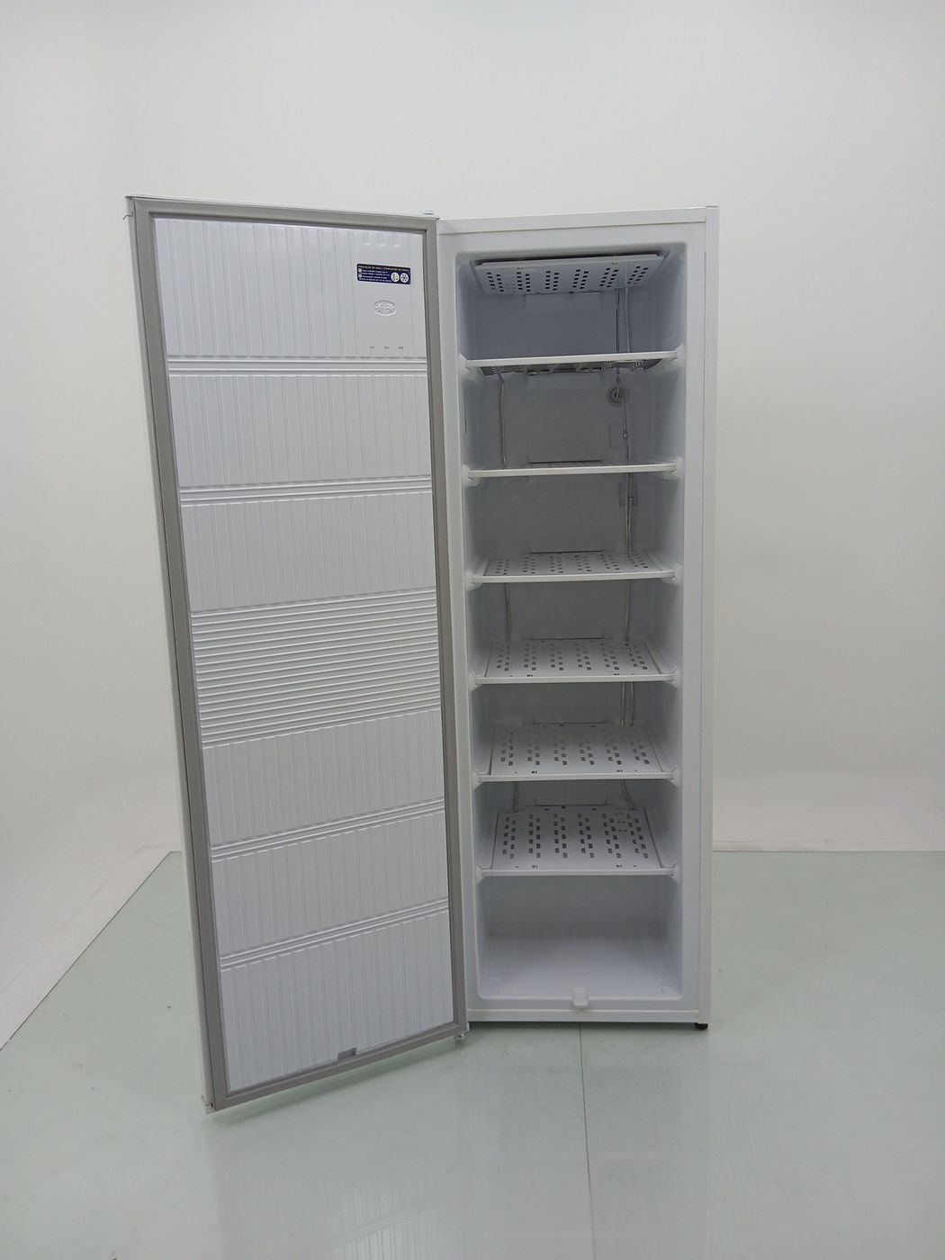 FREEZER ELECTROLUX FEI27 VERTICAL CYCLE DEFRO
