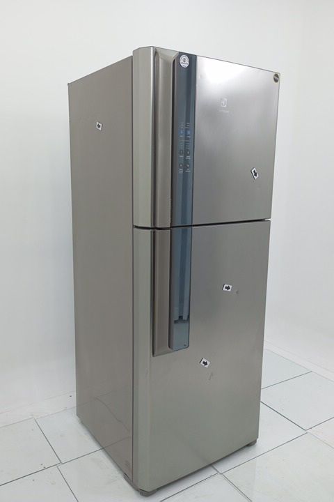 REFRIGERADOR ELECTROLUX IF55S TOP FREEZER INV