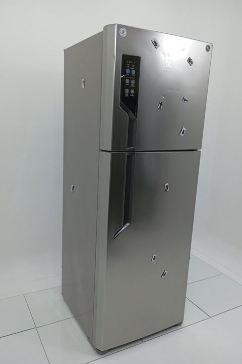 REFRIGERADOR ELECTROLUX IT56S DUAS PORTAS FRO