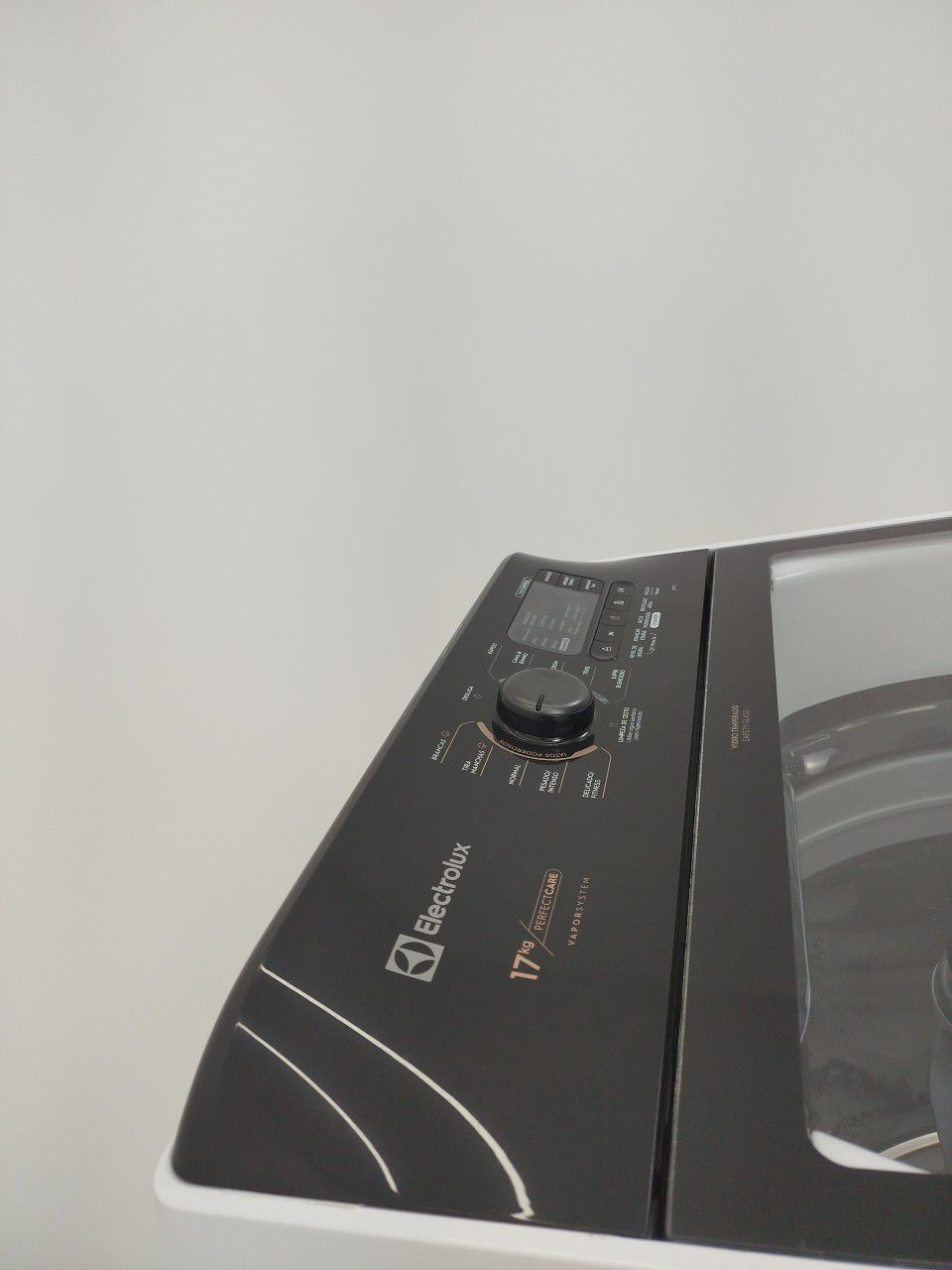LAVADORA ELECTROLUX LEV17 17KG PERFECT CARE C