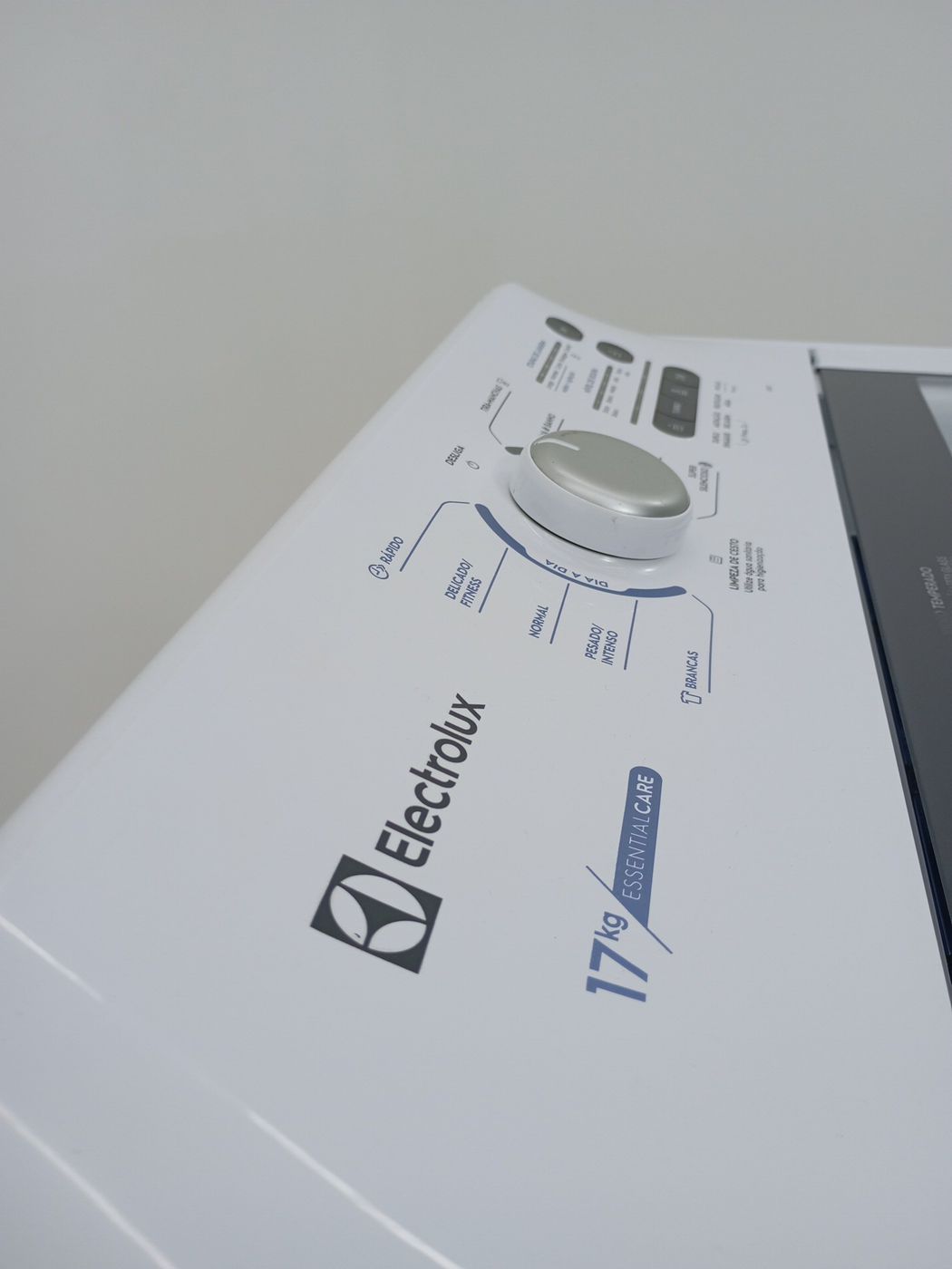 LAVADORA ELECTROLUX LED17 - Lavadora Electrol