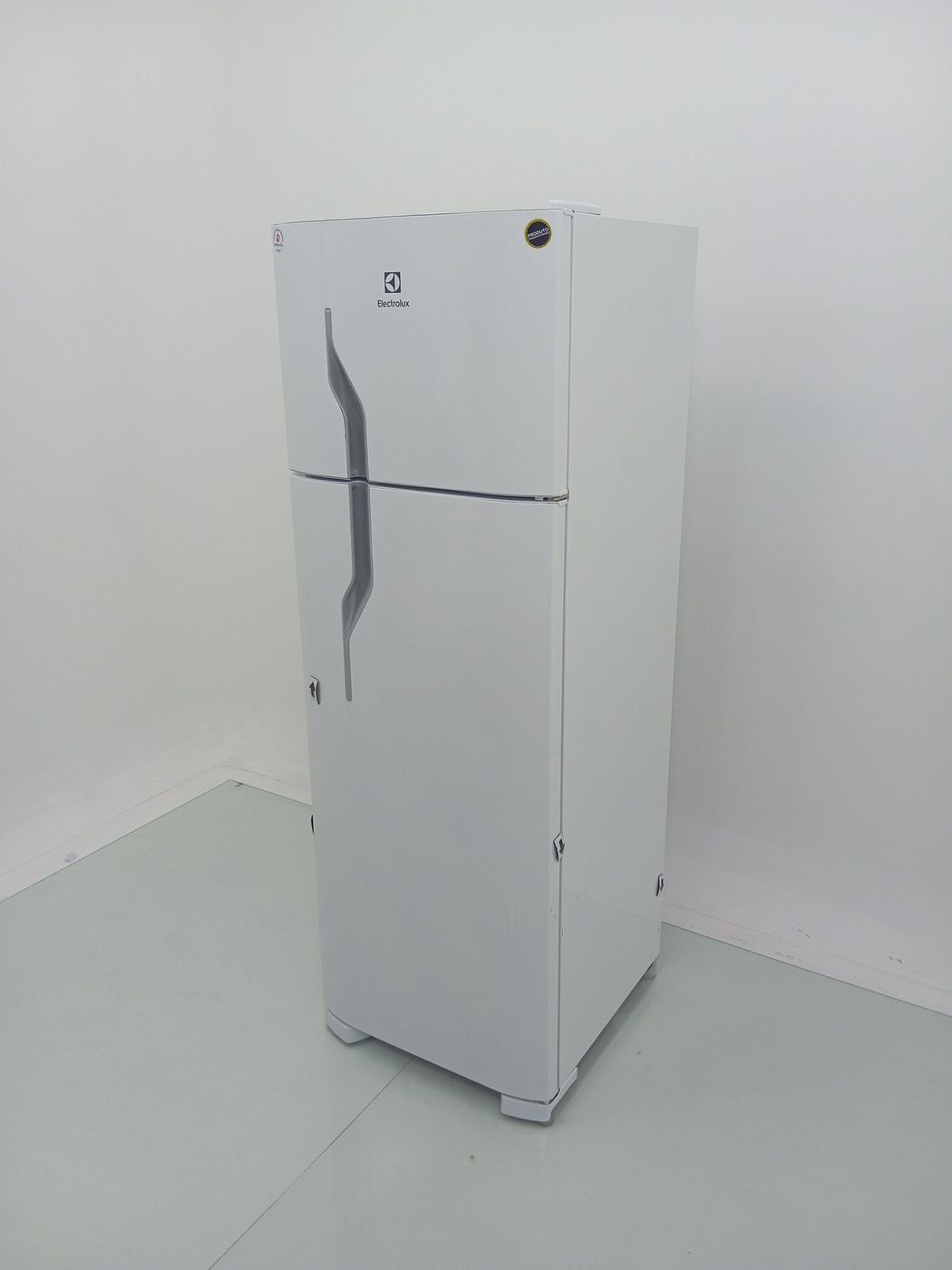 REFRIGERADOR ELECTROLUX DC35A   DUAS PORTAS C