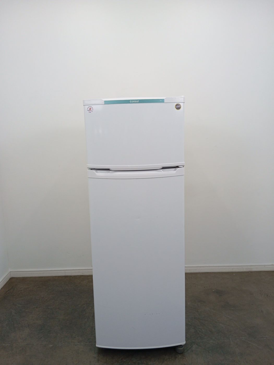 REFRIGERADOR CONSUL CYCLE DEFROST 334L 2 PORT