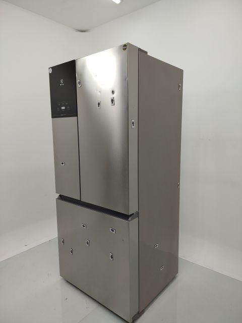 REFRIGERADOR ELECTROLUX IM8S FROST FREE INVER