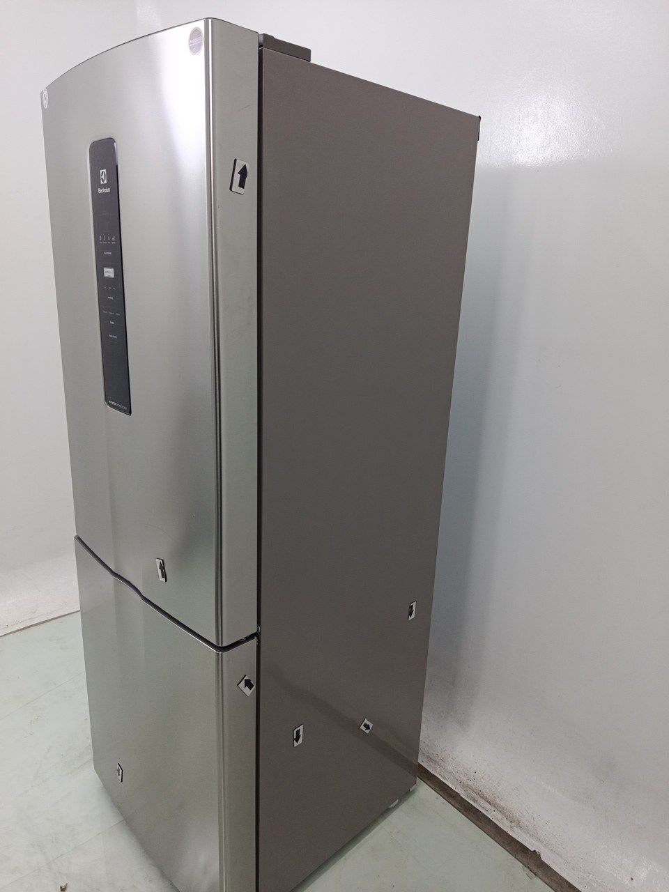 GELADEIRA ELECTROLUX IB55S FROST FREE INVERTE