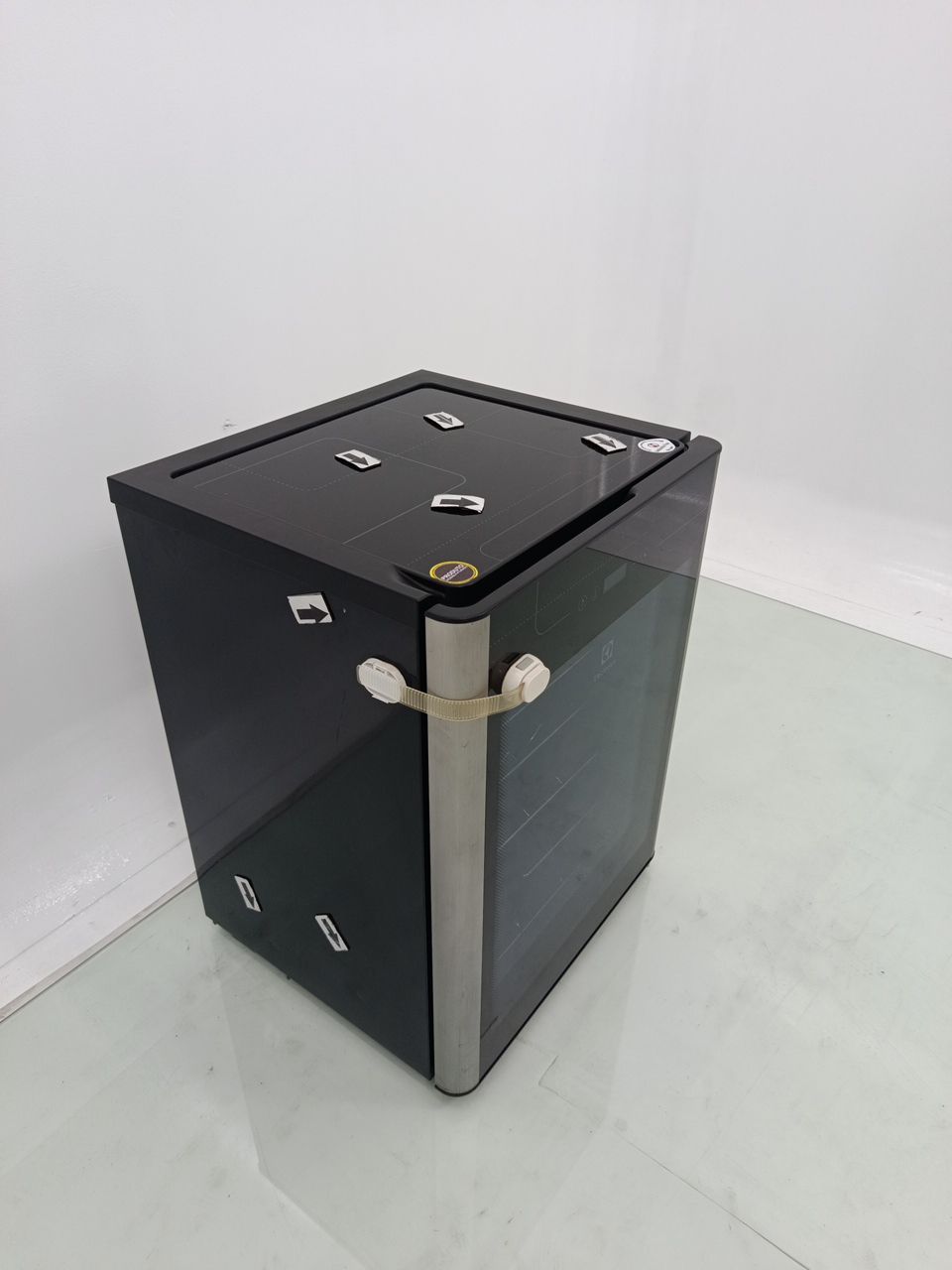 ADEGA ELECTROLUX ACS24 24 GARRAFAS - INOX