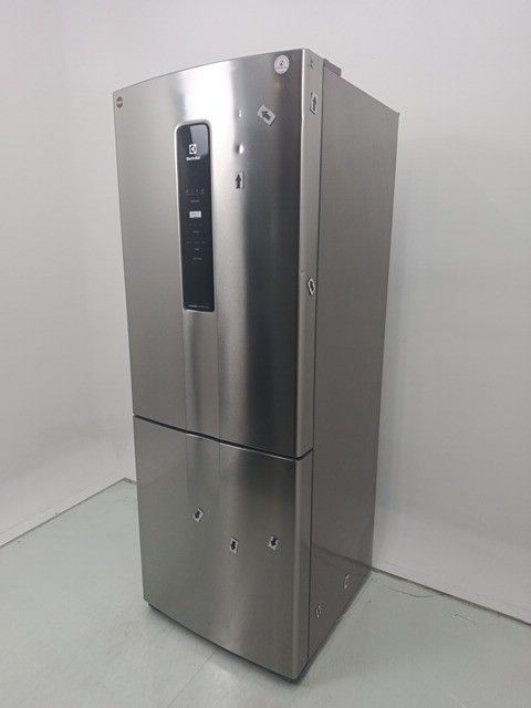 REFRIGERADOR ELECTROLUX IB7S FROST FREE INVER
