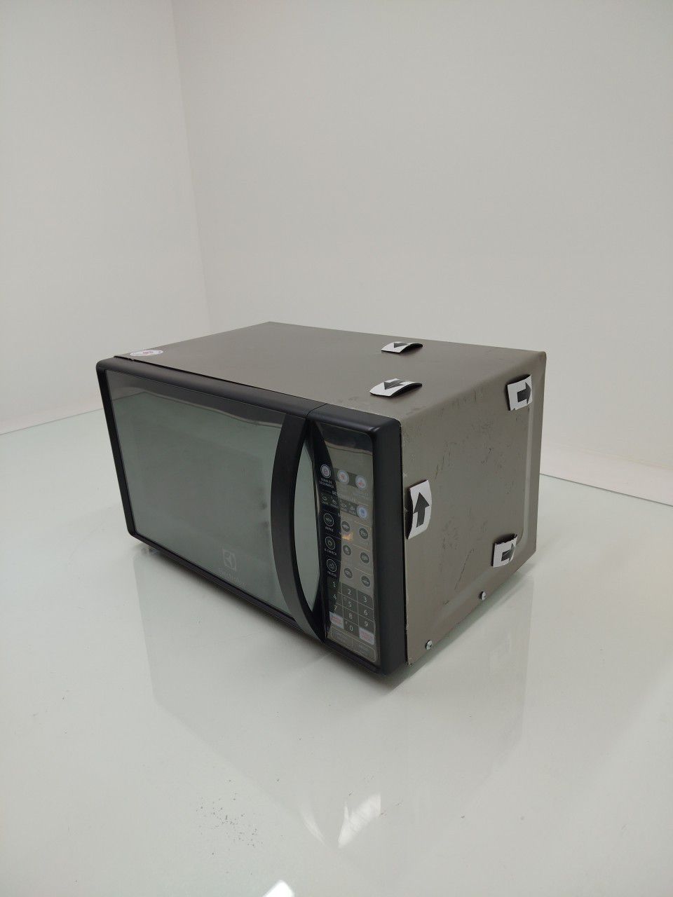 MICRO-ONDAS ELECTROLUX MT30S 20L - PRATA