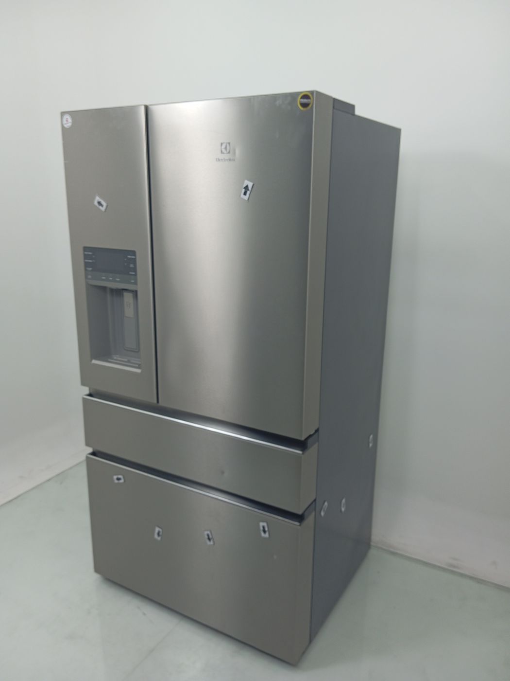 REFRIGERADOR ELECTROLUX DM91X FROST FREE  INV