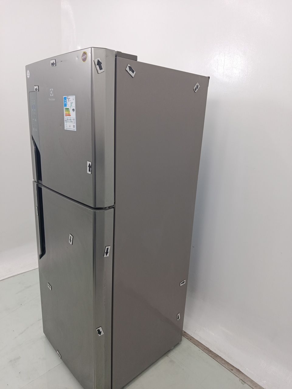 REFRIGERADOR ELECTROLUX TF55S FROST FREE 431L