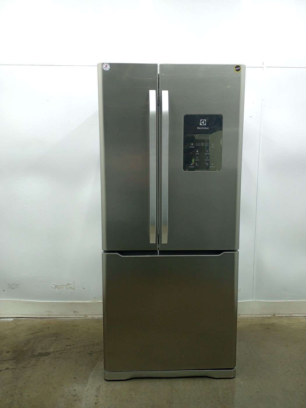 Refrigerador Electrolux Dm83x Frost Free Inox TudoBônus