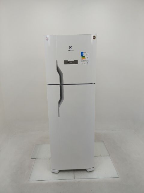REFRIGERADOR ELECTROLUX DFN41 FROST FREE 371L