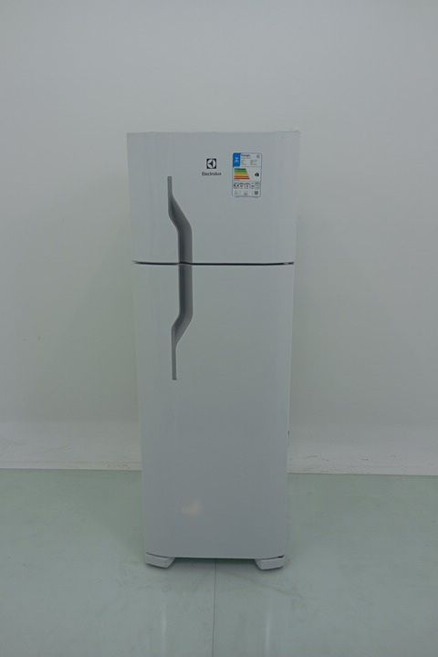 REFRIGERADOR ELECTROLUX DC35A   DUAS PORTAS C