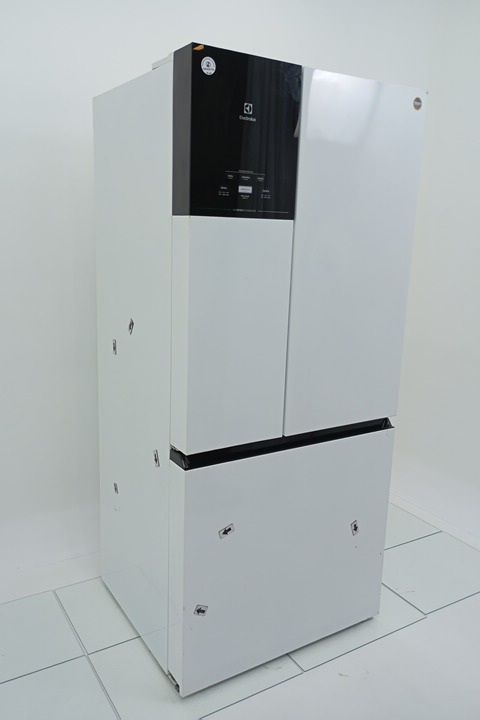 REFRIGERADOR ELECTROLUX IM8 FROST FREE INVERT