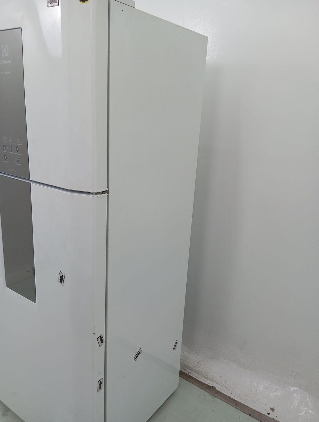 GELADEIRA ELECTROLUX DF82 - Refrigerador Elec