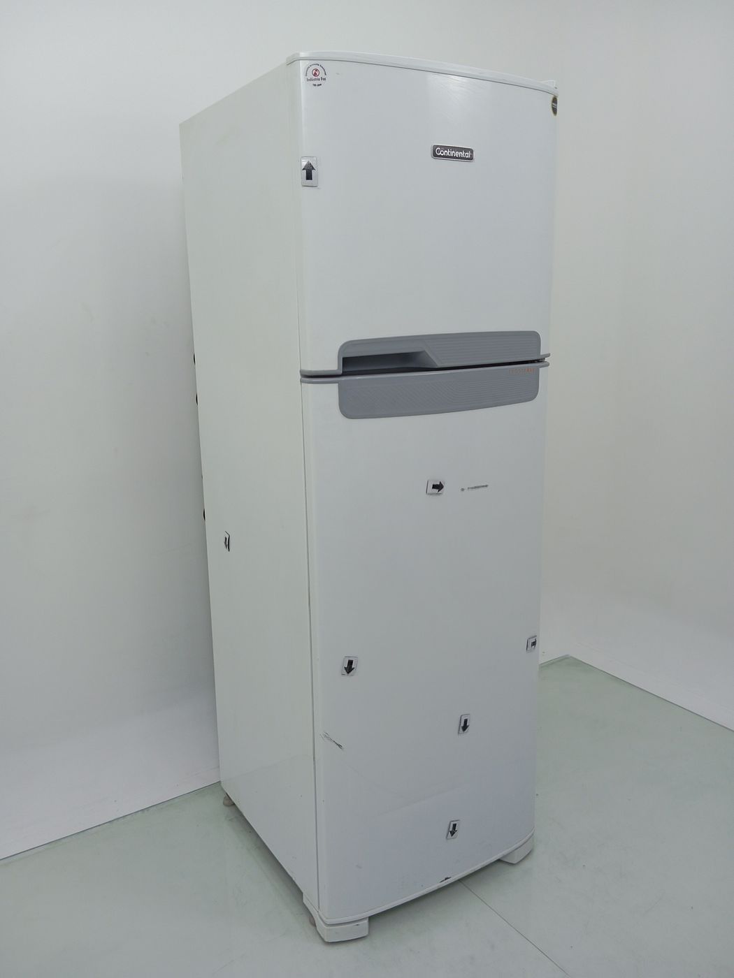 REFRIGERADOR ELECTROLUX TC41-   FROST FREE 37