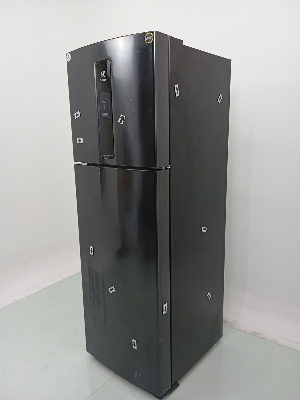 REFRIGERADOR ELECTROLUX IF43B FROST FREE INVE