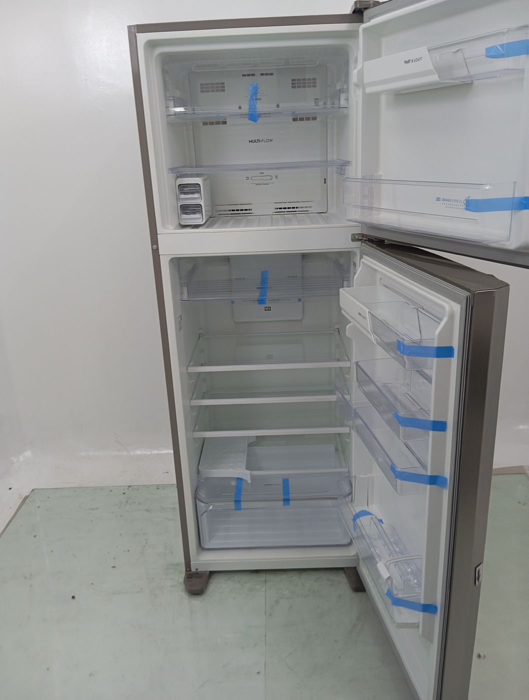 GELADEIRA ELECTROLUX IT56S - Refrigerador Ele